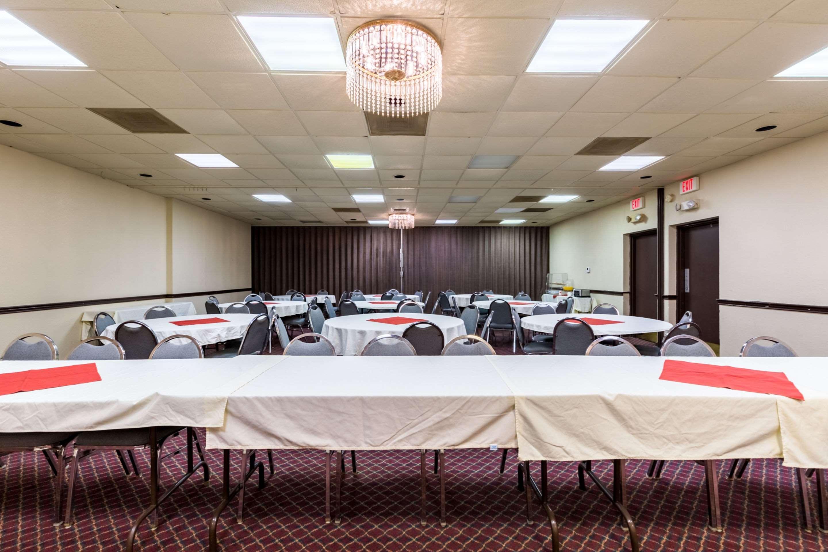 Econo Lodge בייטאון מראה חיצוני תמונה