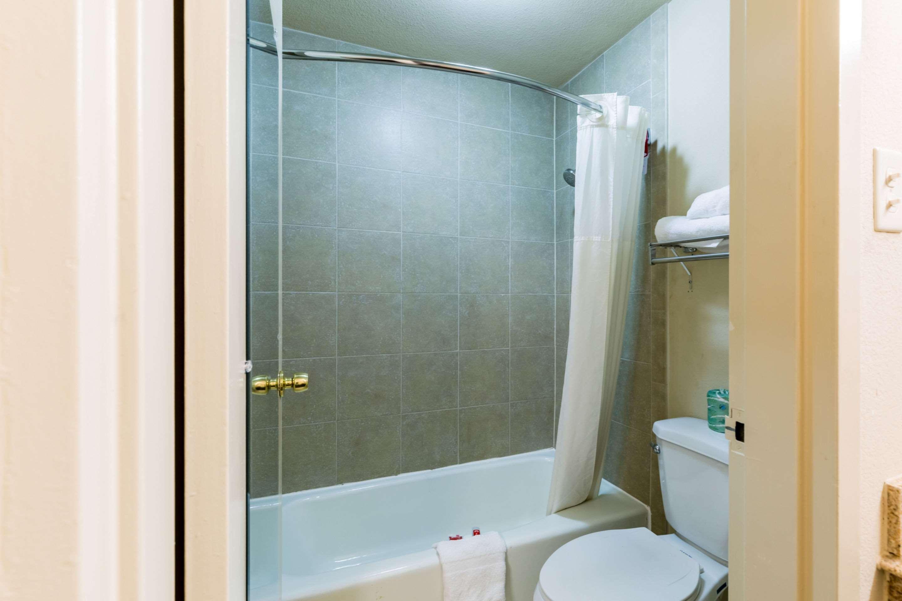 Econo Lodge בייטאון מראה חיצוני תמונה